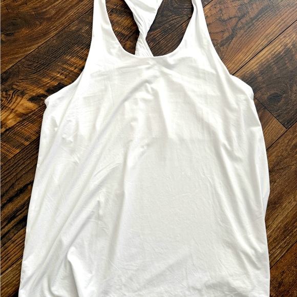 ALO Yoga Tops - ALO YOGA WHITE TWISTED TANK